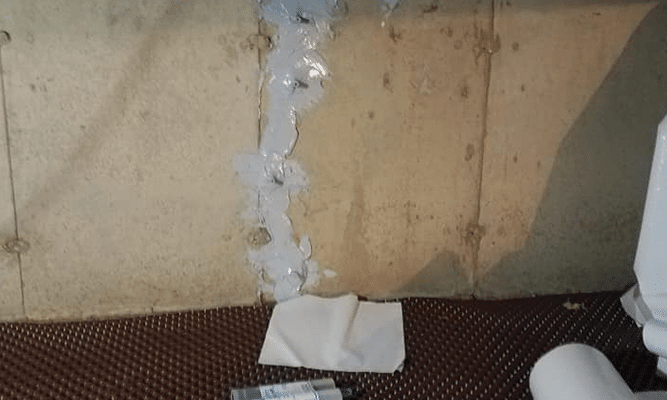 Crawl Space Leaky Crack Repair